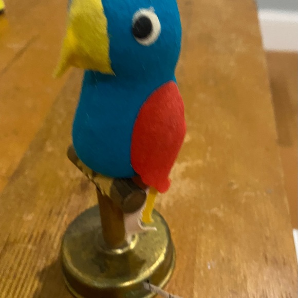 Vintage measuring tape stocking stuffer sewing tape measurer - Picture 4 of 8